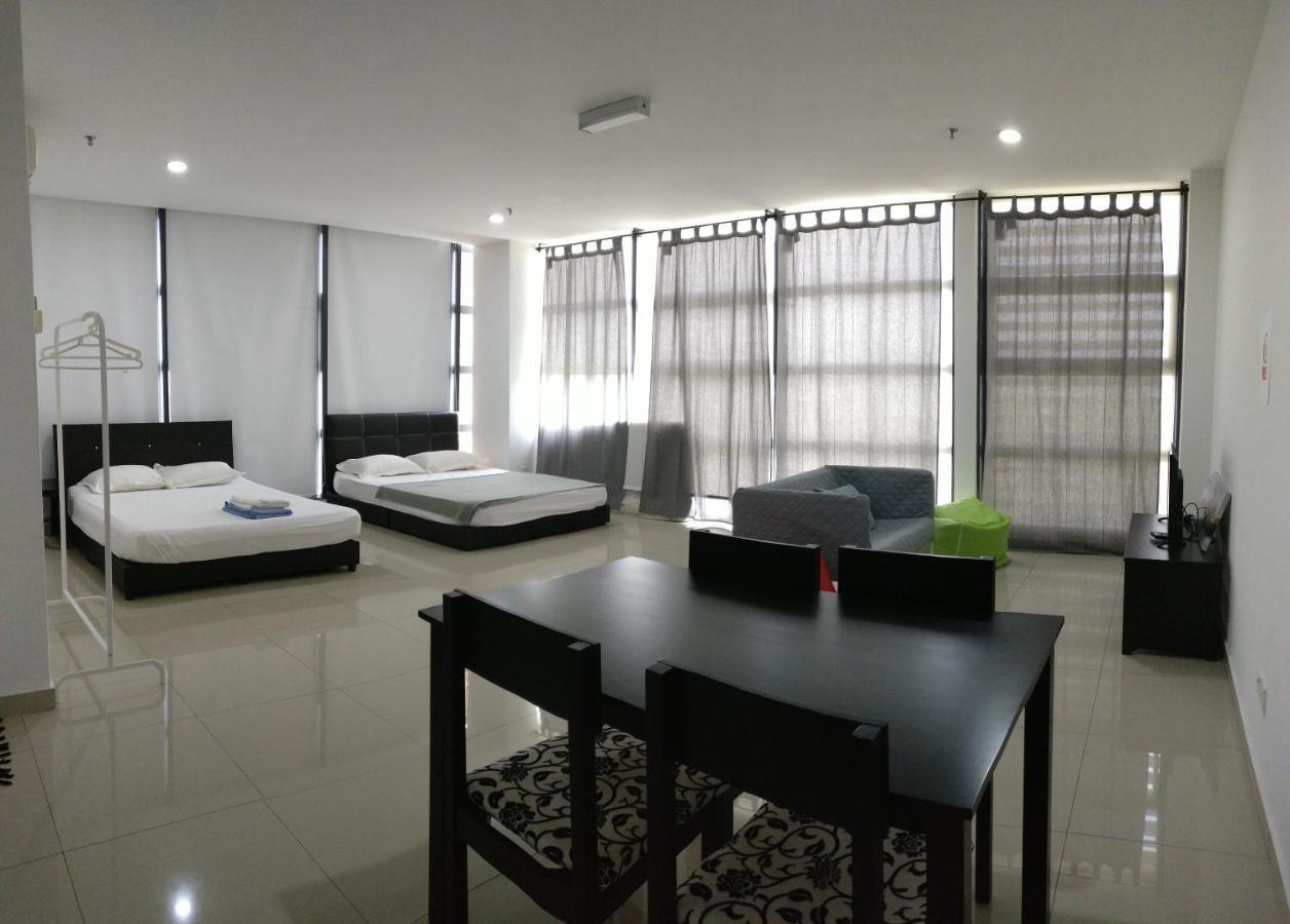 Pj5 Soho By Wsy Apartment Петалинг Джая Екстериор снимка