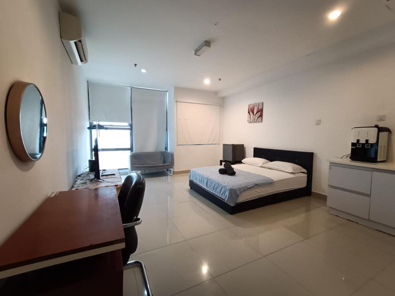 Pj5 Soho By Wsy Apartment Петалинг Джая Екстериор снимка