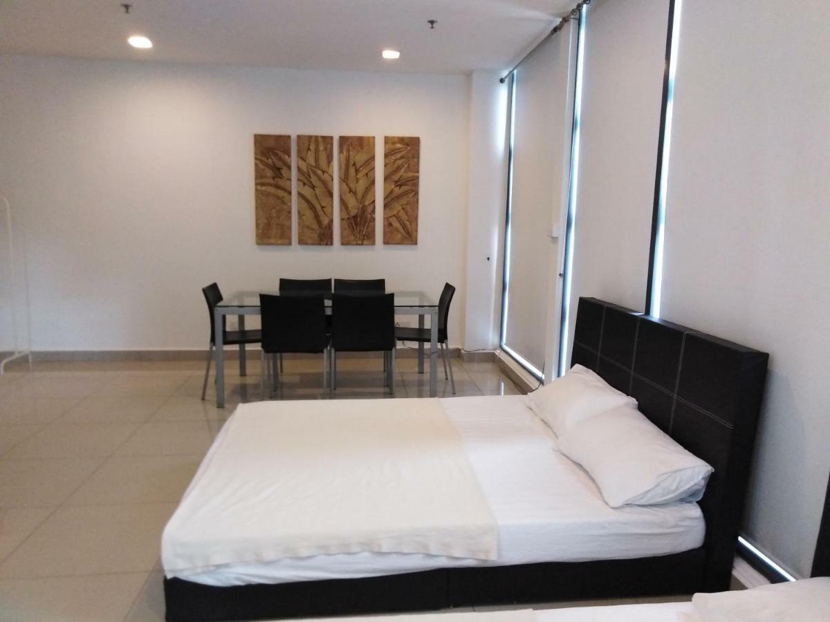 Pj5 Soho By Wsy Apartment Петалинг Джая Екстериор снимка